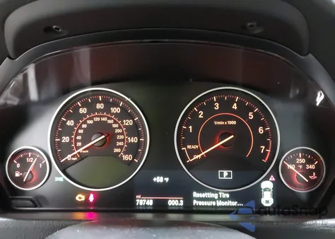 2015 BMW 328I xDrive из США, поврежденный, VIN WBA3B5C57FF959460